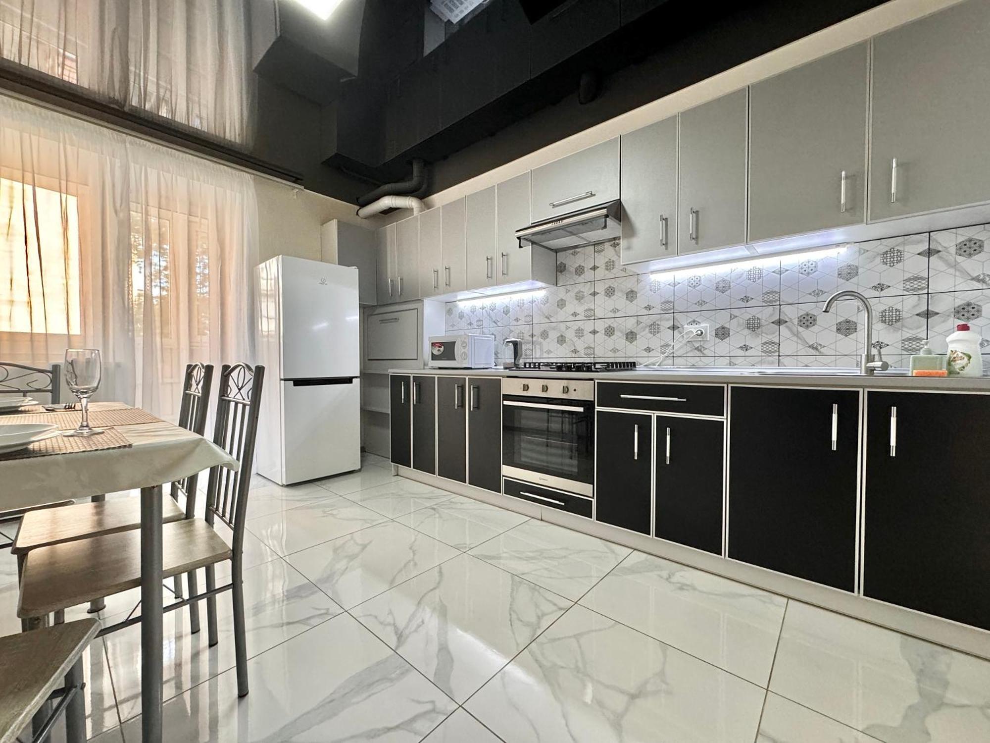 Apartpoltava 2 Окремі Кімнати, Новобудова, Два Великих Ліжка Центр, Корпусний Сад エクステリア 写真